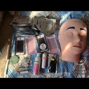 Eyelash extension practice kit
